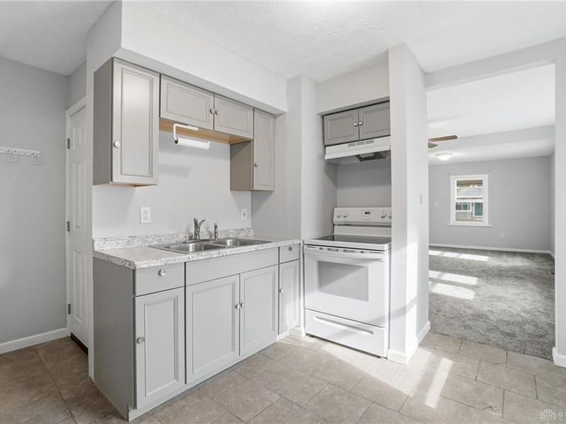 1762 Suman Avenue, Dayton, OH 45403 Photo 12