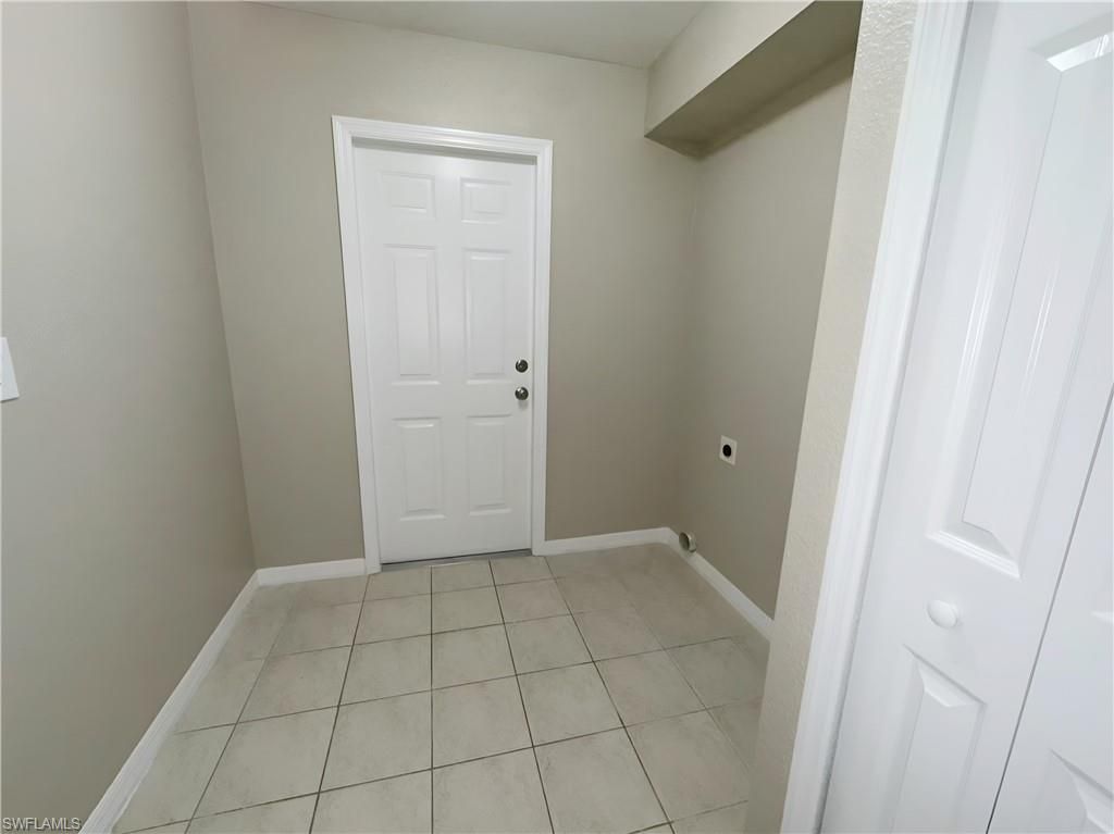4609 SW 9th Ave, Cape Coral, FL 33914 Photo
