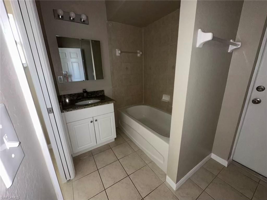 4609 SW 9th Ave, Cape Coral, FL 33914 Photo