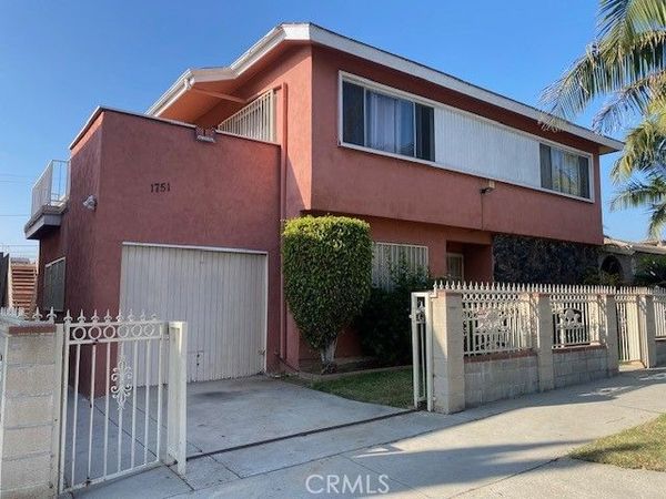1751 Orizaba, Long Beach, CA 90804