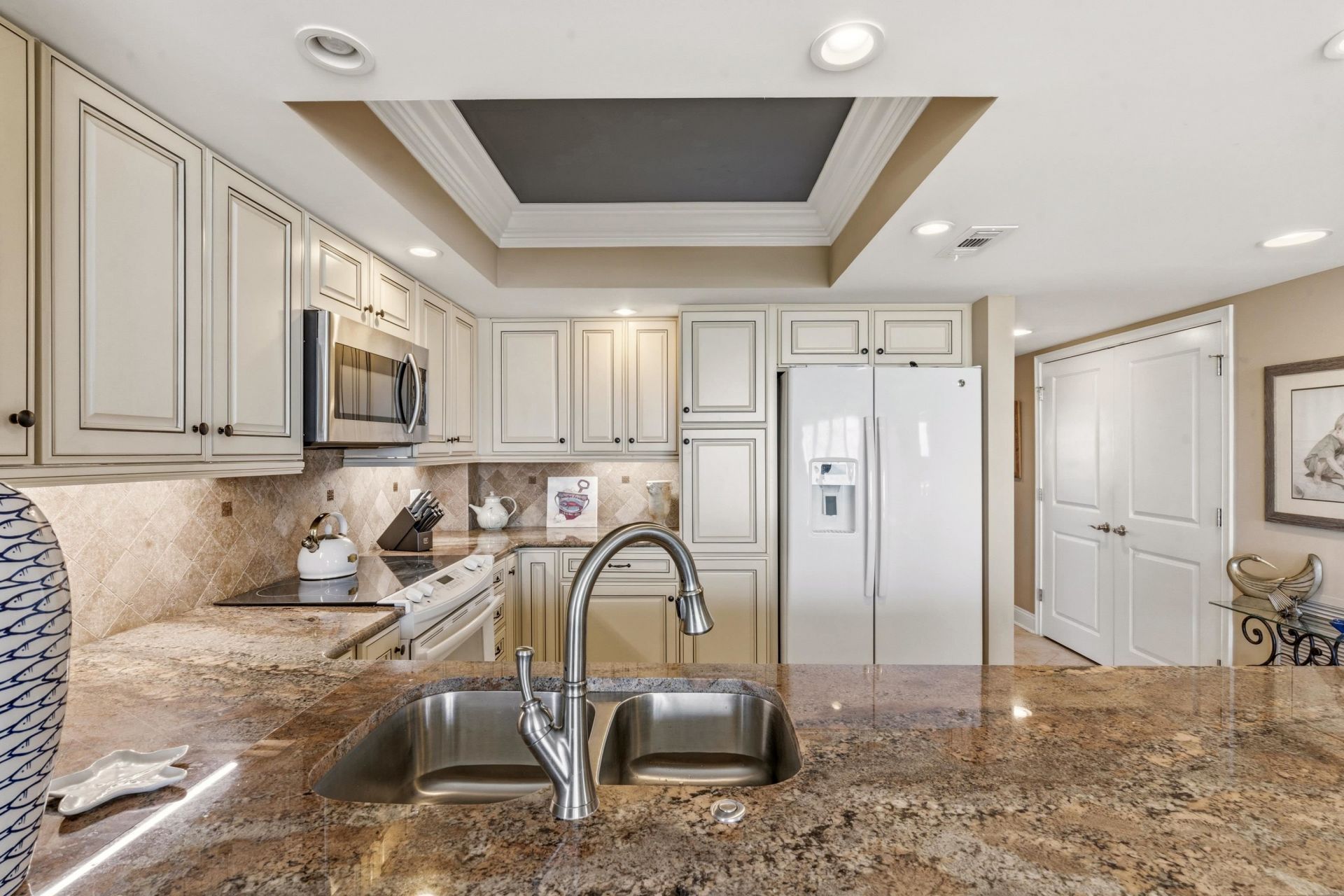 101 Ocean Creek Dr. Photo 10