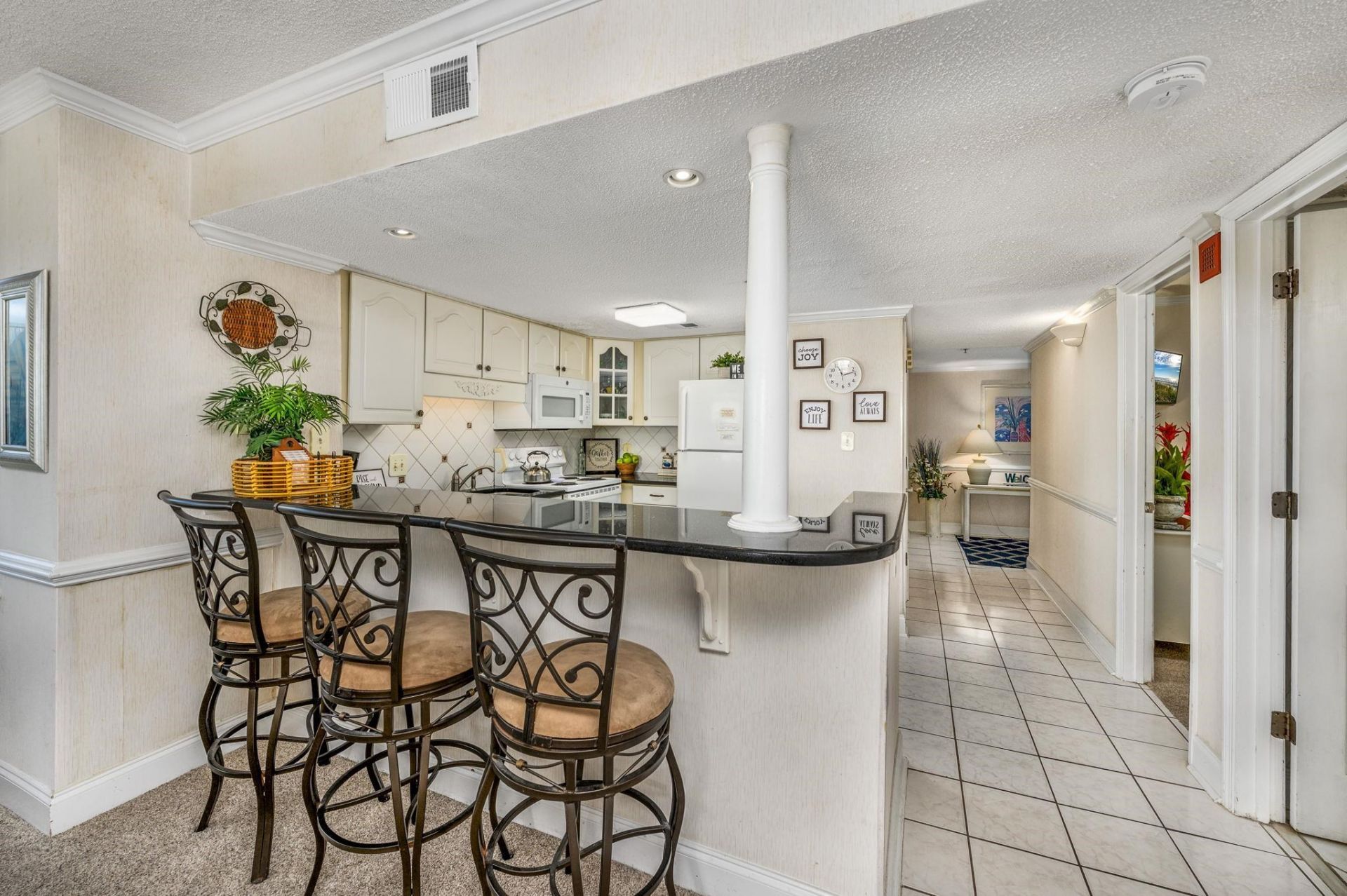 6100 Ocean Blvd. N Photo 7