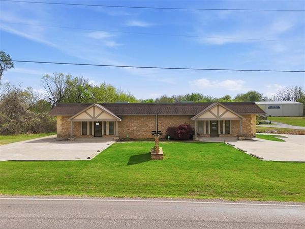 100 NW 16th Street, Newcastle, OK 73065