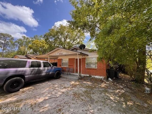 4942 SPRING GLEN Road, Jacksonville, FL 32207