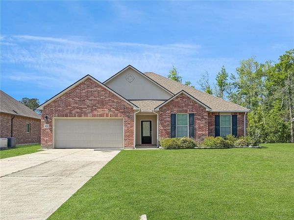 40161 CYPRESS RESERVE Boulevard, Ponchatoula, LA 70454