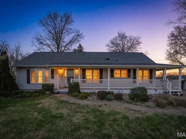 1045 Airport Road , Festus, MO 63028