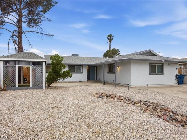 4221 Esmeralda Avenue , Las Vegas, NV 89102