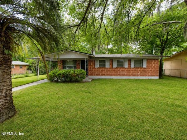 7584 RABORN Lane, Jacksonville, FL 32210