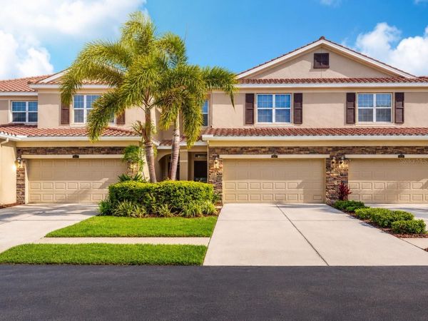 623 53RD AVE N, ST PETERSBURG, FL 33703