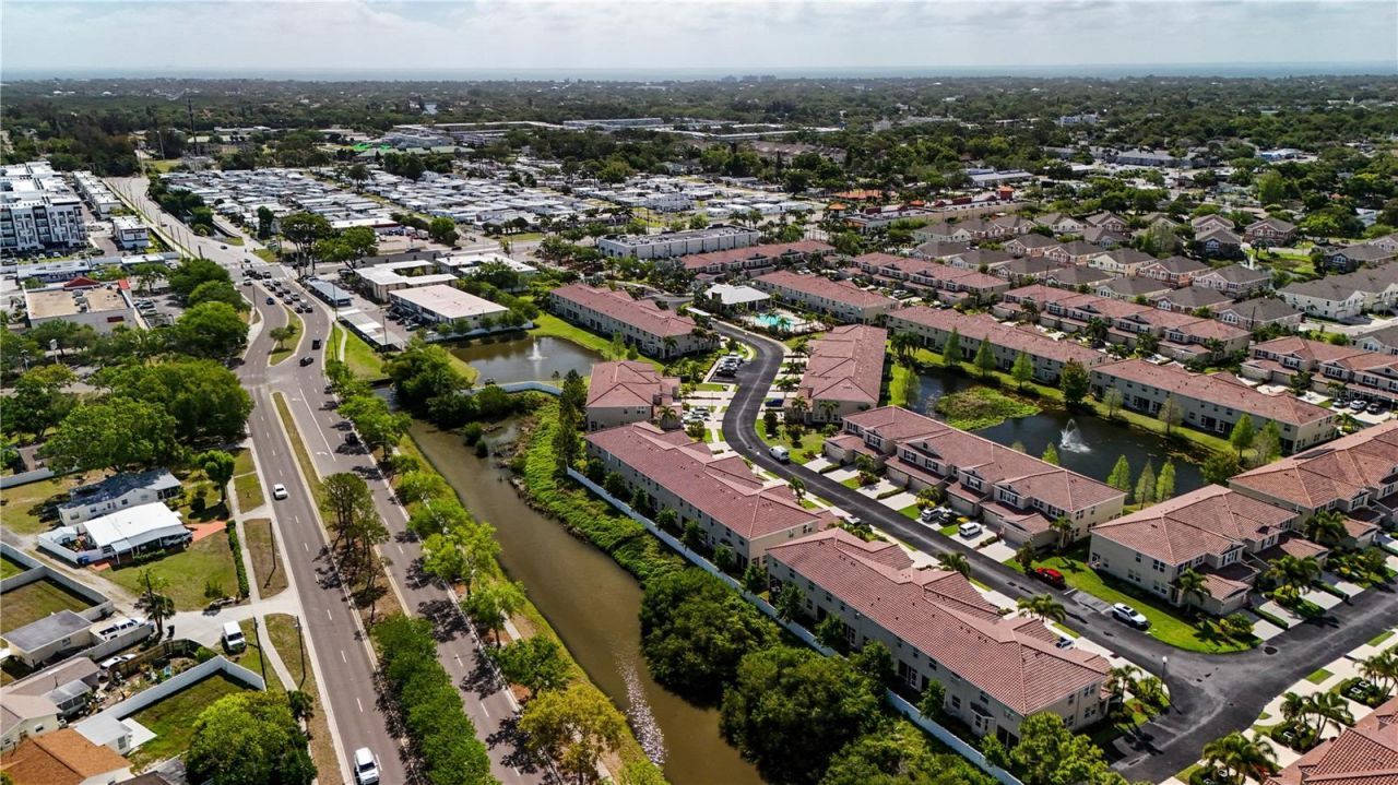 623 53rd Ave N, Saint Petersburg, FL 33703 Photo