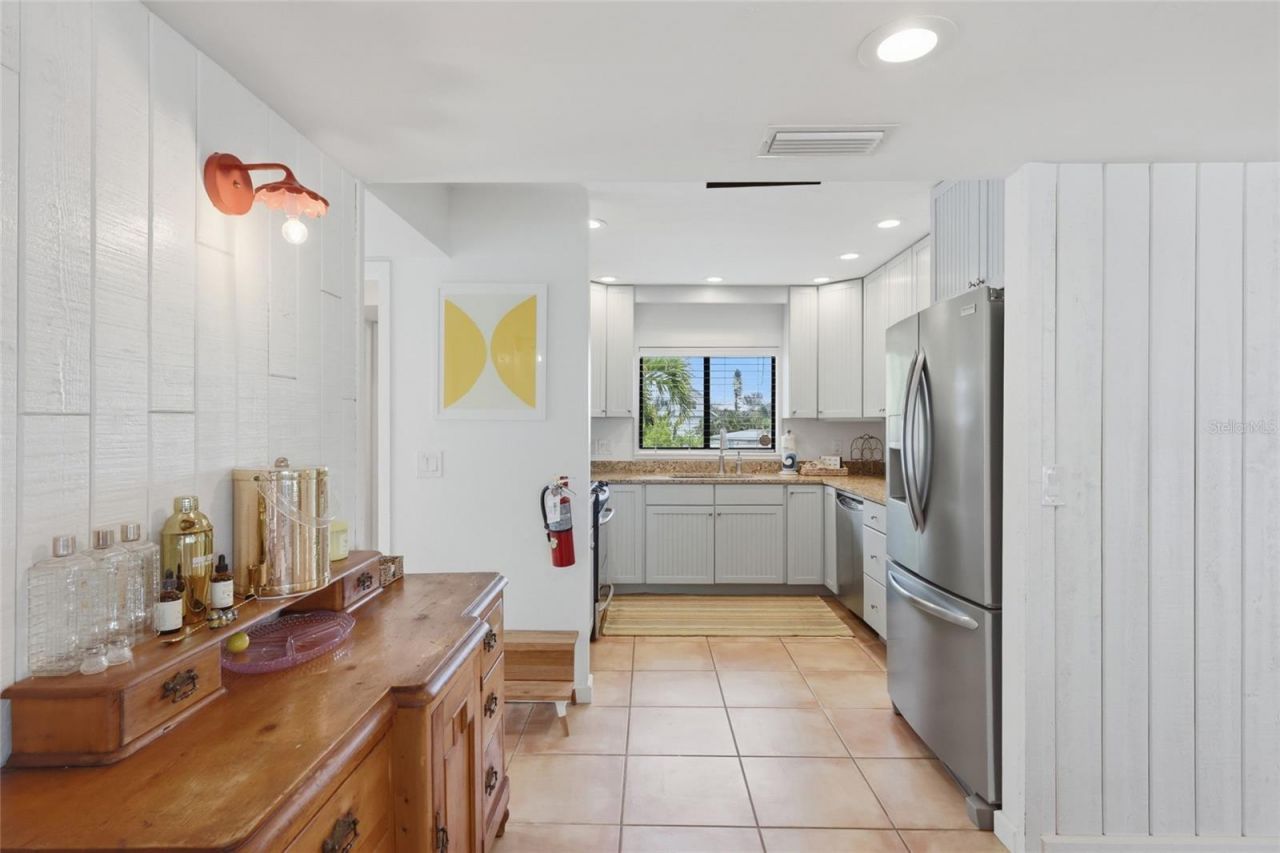 727 Jacaranda Road, Anna Maria, FL 34216 Photo