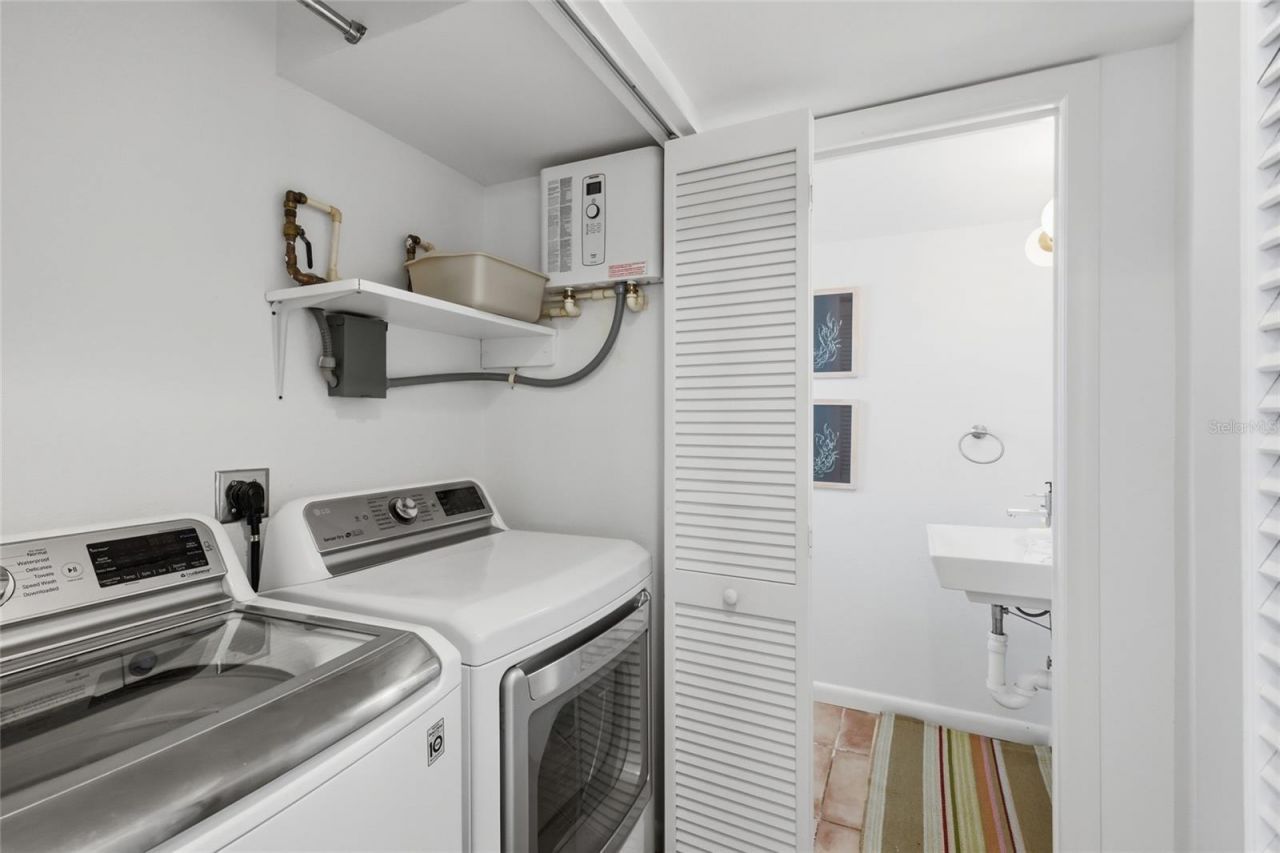 727 Jacaranda Road, Anna Maria, FL 34216 Photo