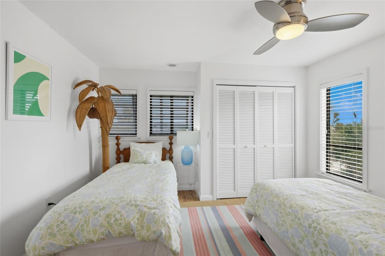 727 Jacaranda Road, Anna Maria, FL 34216 Photo