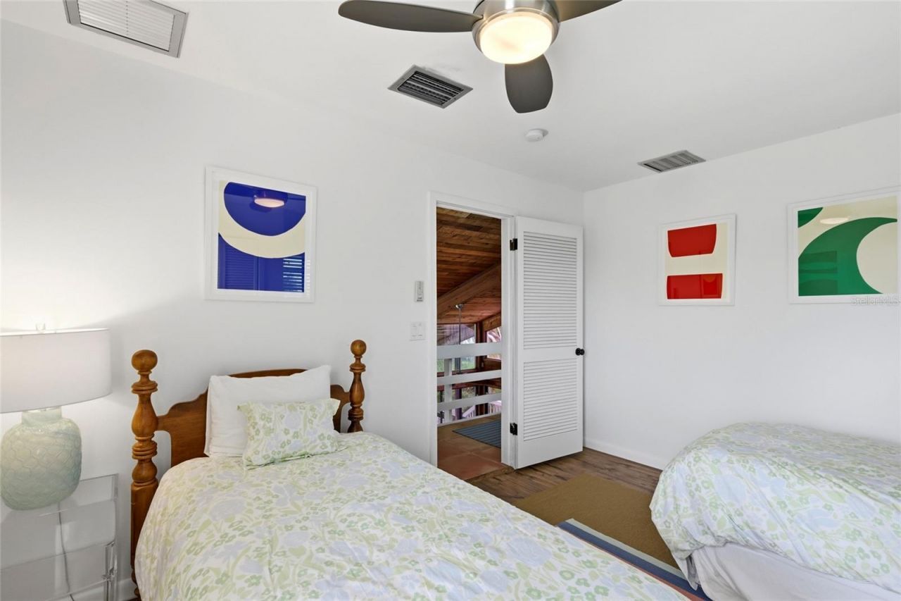 727 Jacaranda Road, Anna Maria, FL 34216 Photo