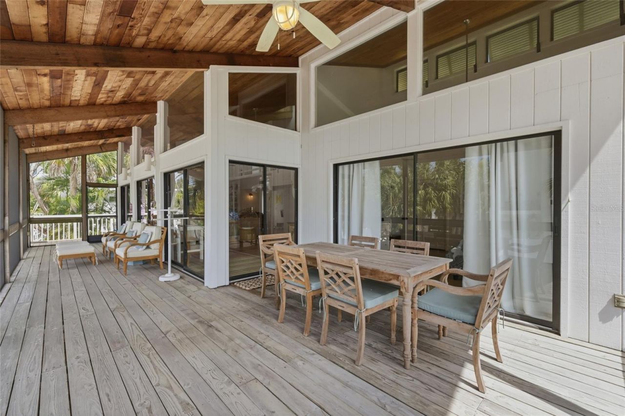 727 Jacaranda Road, Anna Maria, FL 34216 Photo