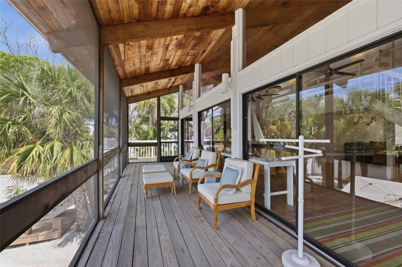 727 Jacaranda Road, Anna Maria, FL 34216 Photo