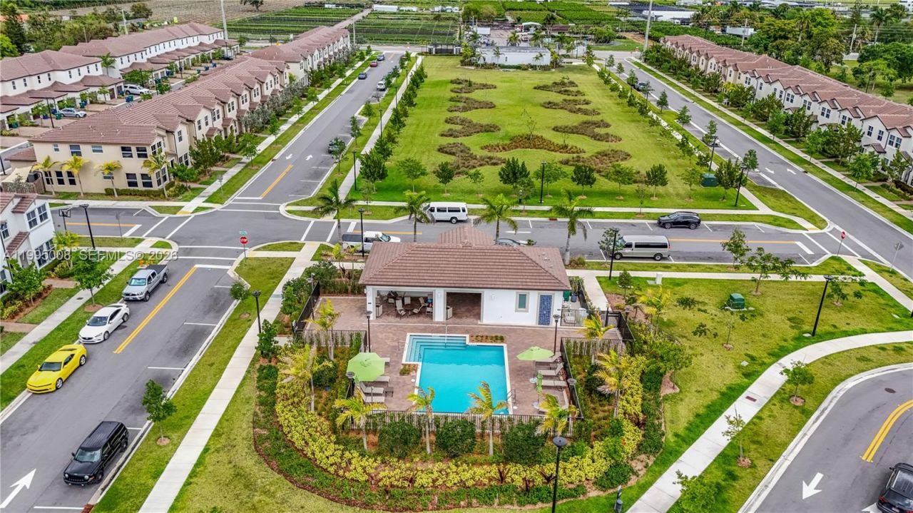 26442 SW 148 Ct, Unit 26442, Homestead, FL 33032 Photo
