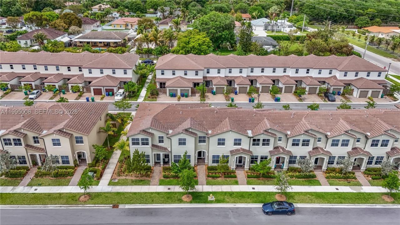 26442 SW 148 Ct, Unit 26442, Homestead, FL 33032 Photo
