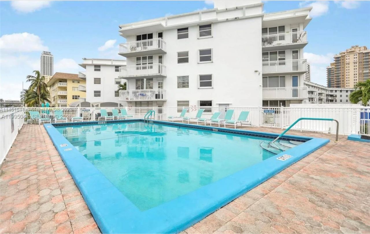 1913 S Ocean Dr , Unit 129, Hallandale Beach, FL 33009 Photo