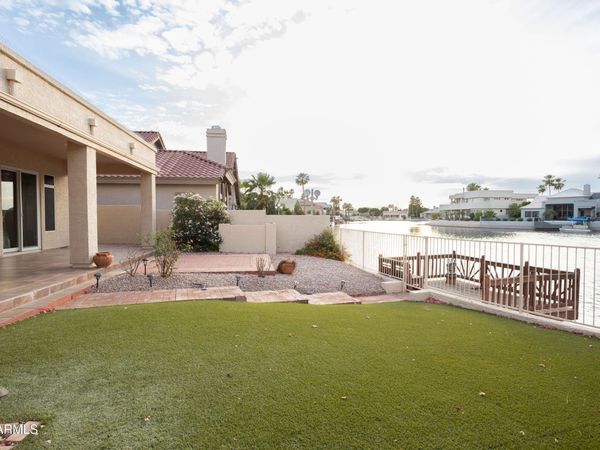 5708 W ABRAHAM Lane, Glendale, AZ 85308