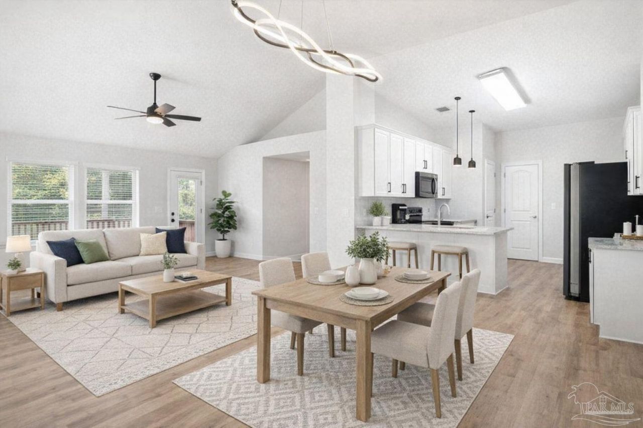 5327 Overbrook Dr, Milton, FL 32570 Main Photo