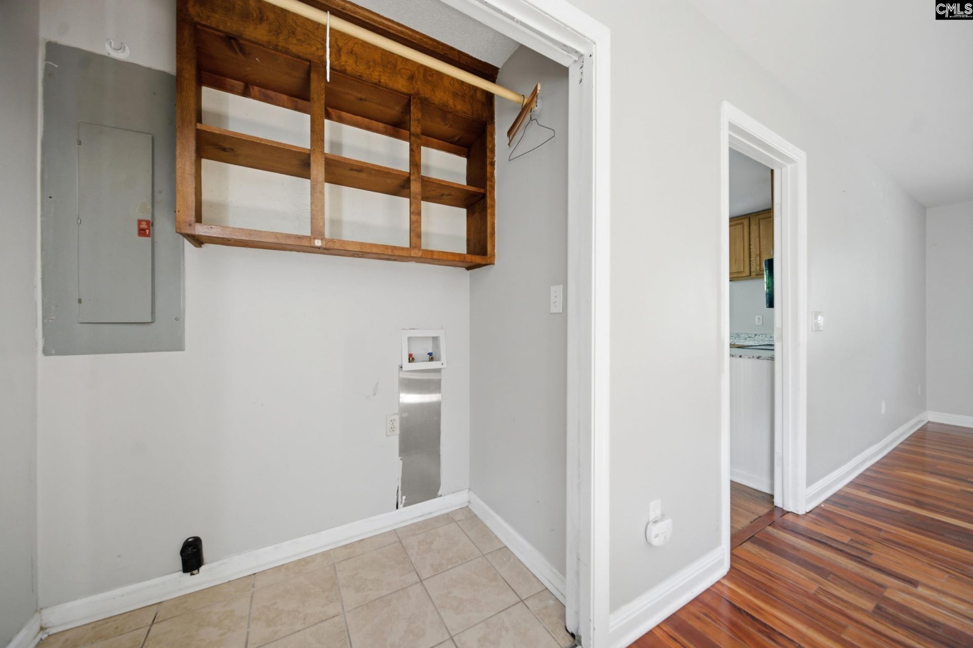 557 Shirway Road Photo 10