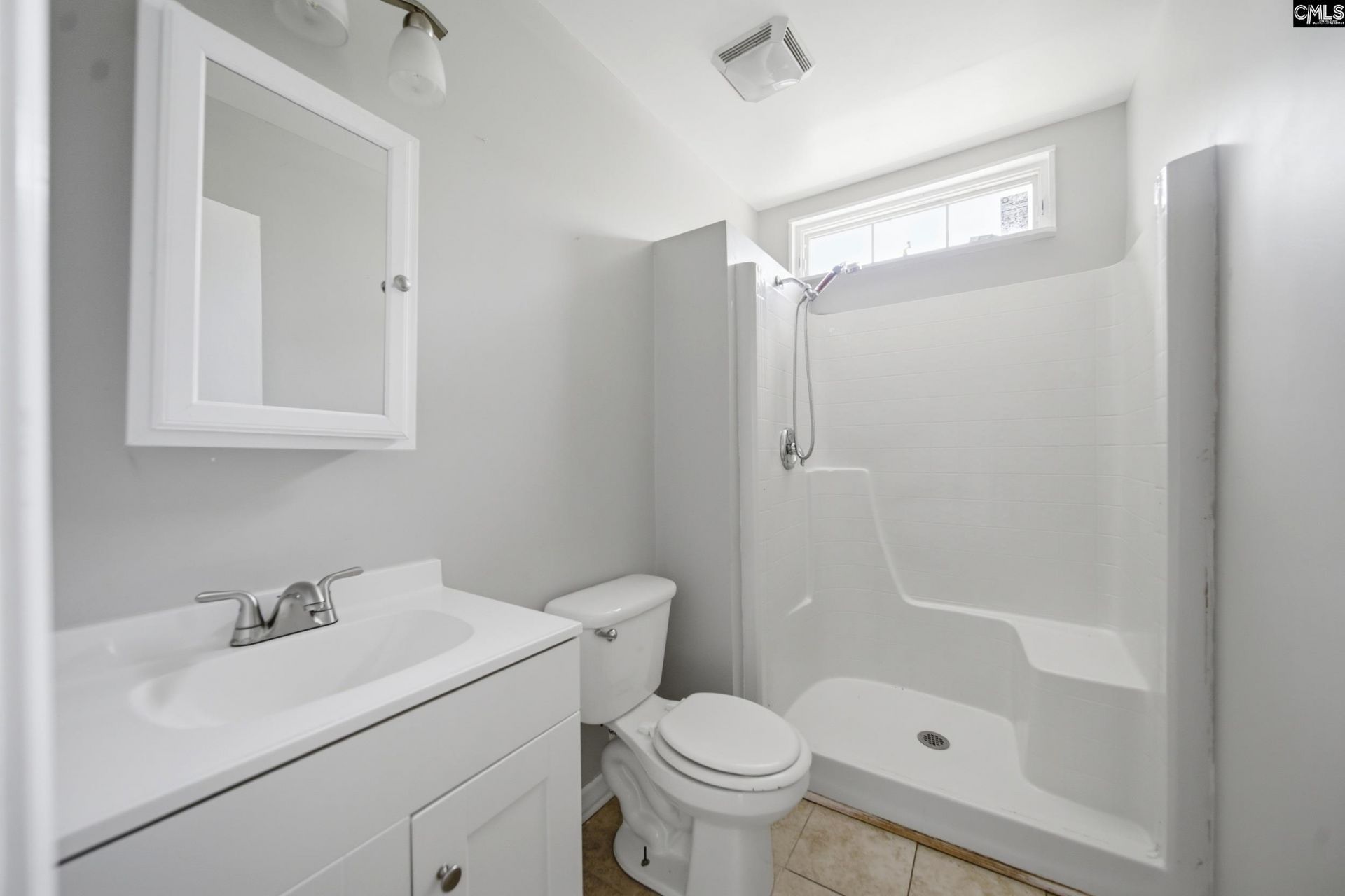 557 Shirway Road Photo 13