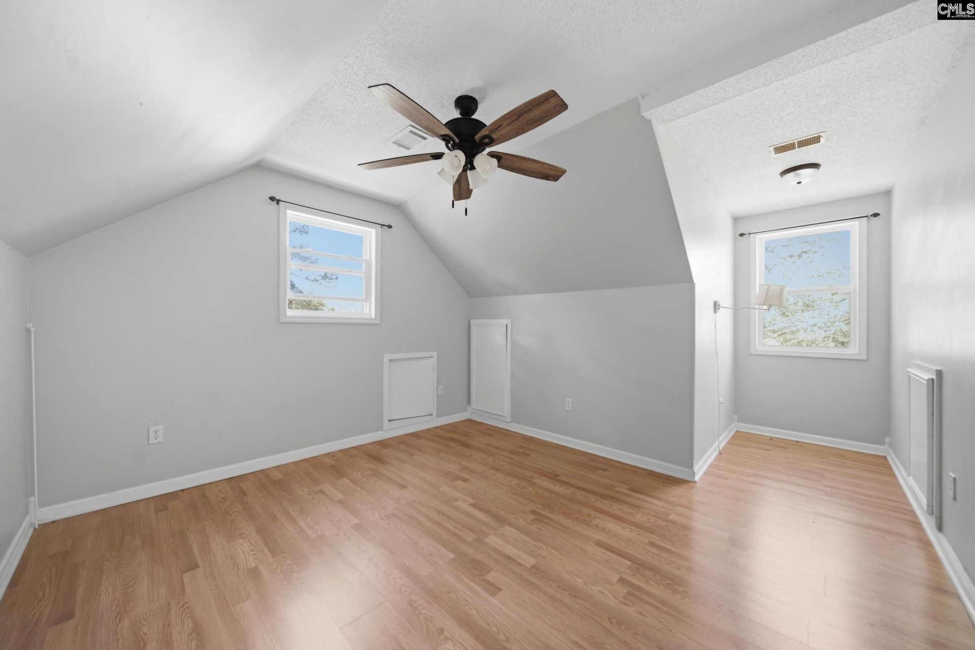 557 Shirway Road Photo 21