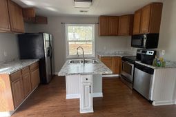 557 Shirway Road  photo 4