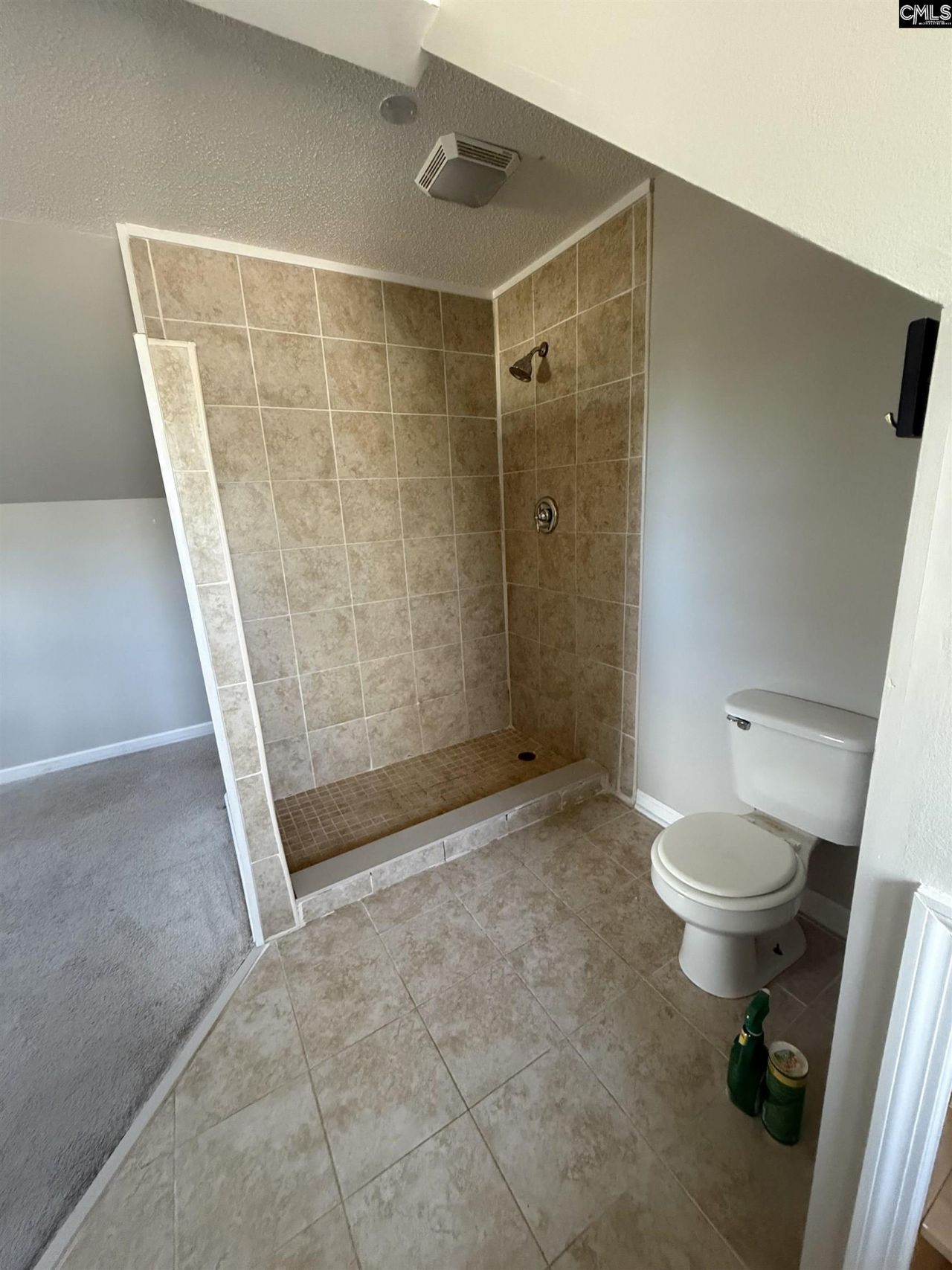 557 Shirway Road  Photo 7