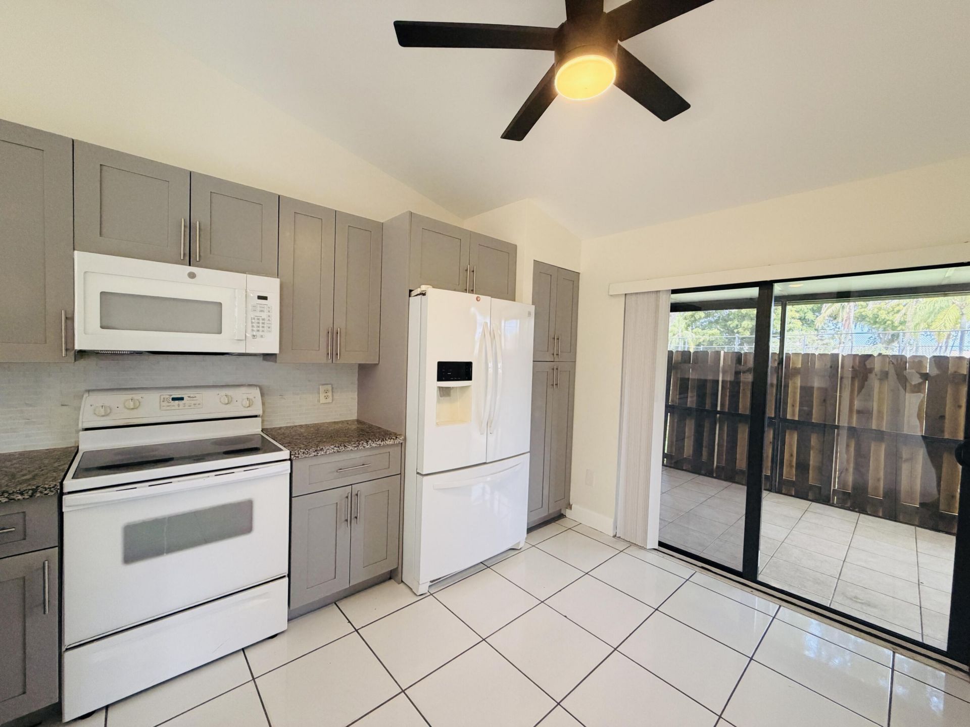 9856 Watermill Circle, Unit H, Boynton Beach, FL 33437 Photo