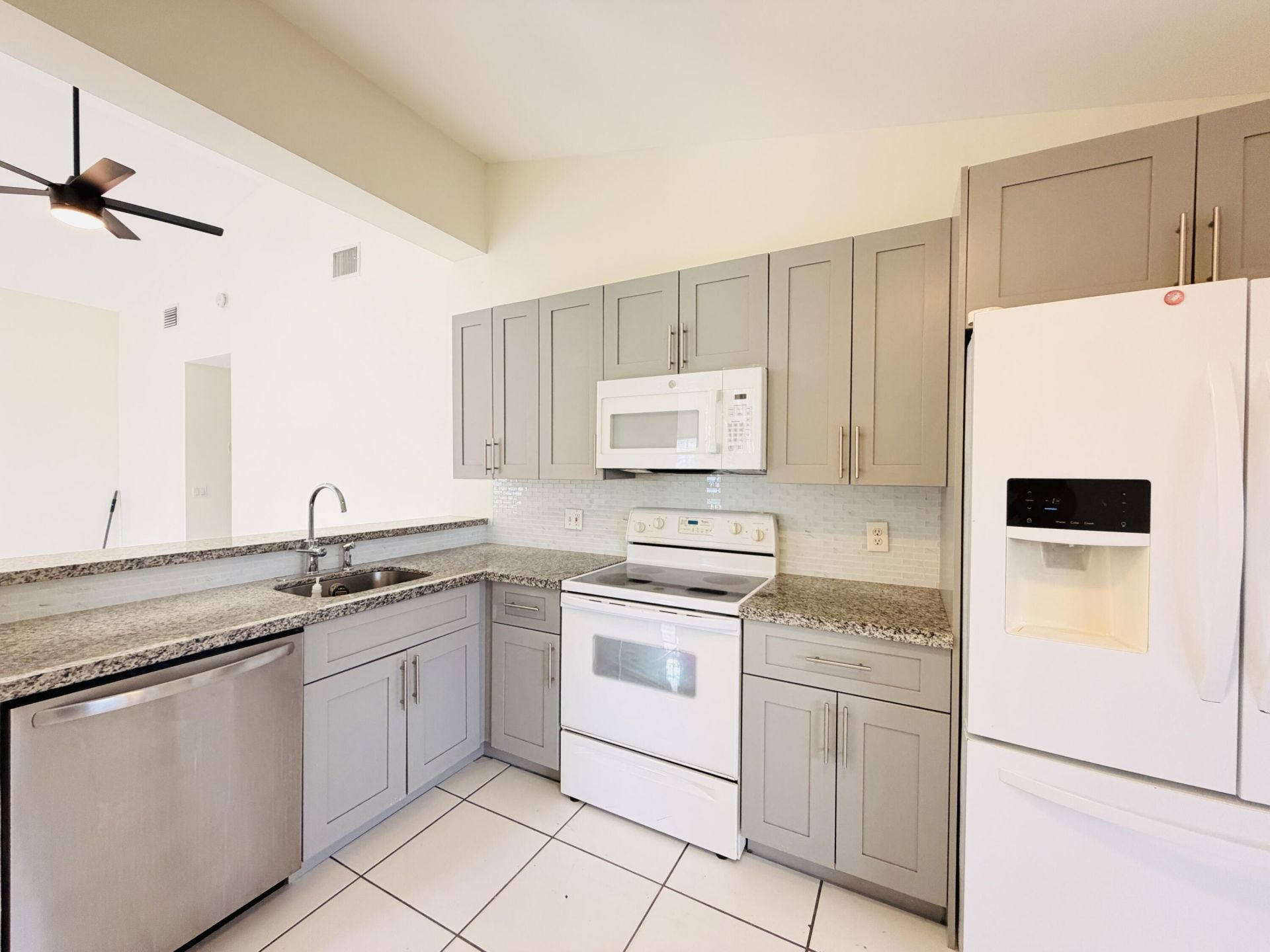 9856 Watermill Circle, Unit H, Boynton Beach, FL 33437 Photo