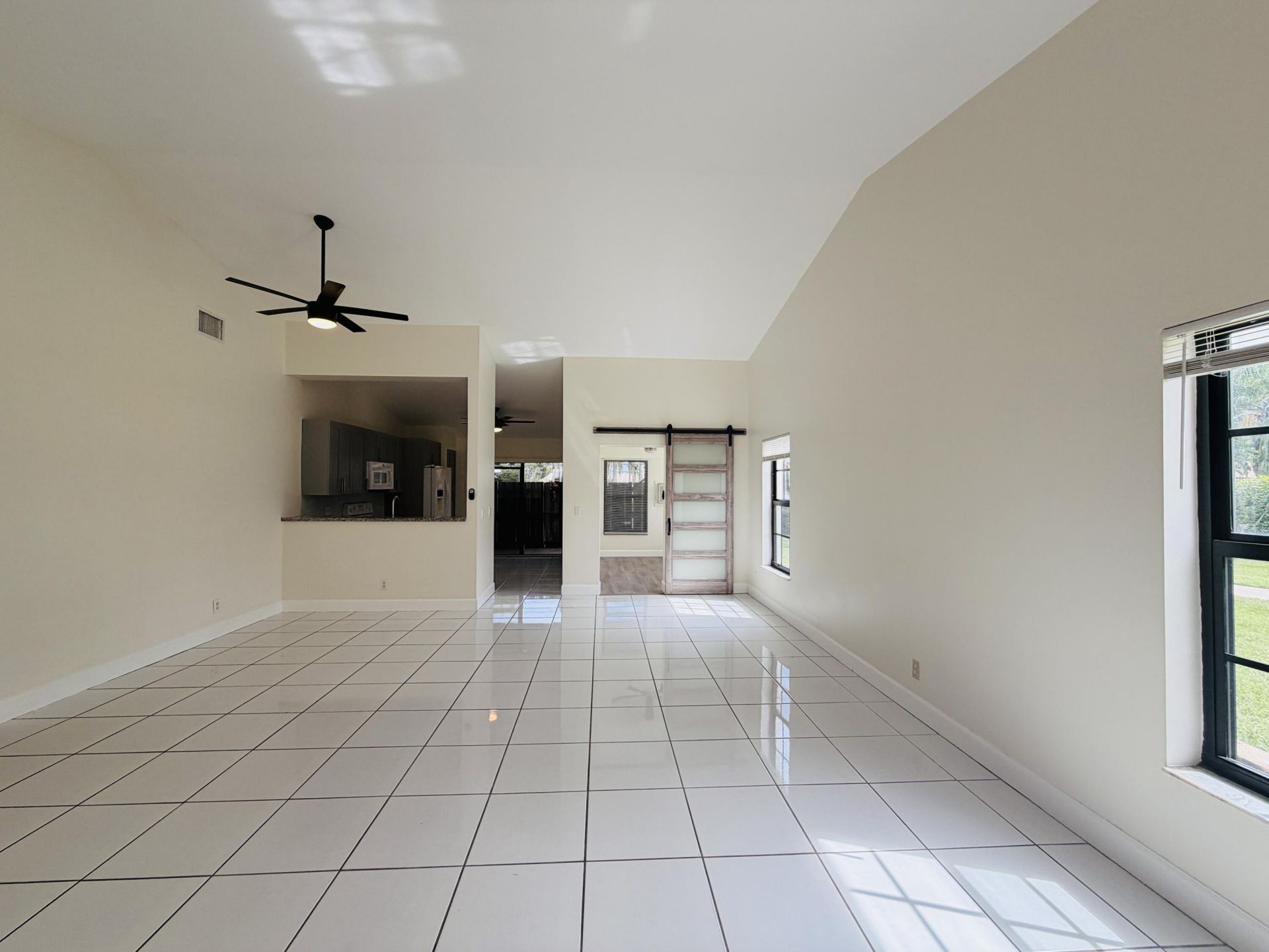 9856 Watermill Circle, Unit H, Boynton Beach, FL 33437 Photo