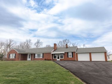 102 McCormick Ln, Lexington, VA 24450