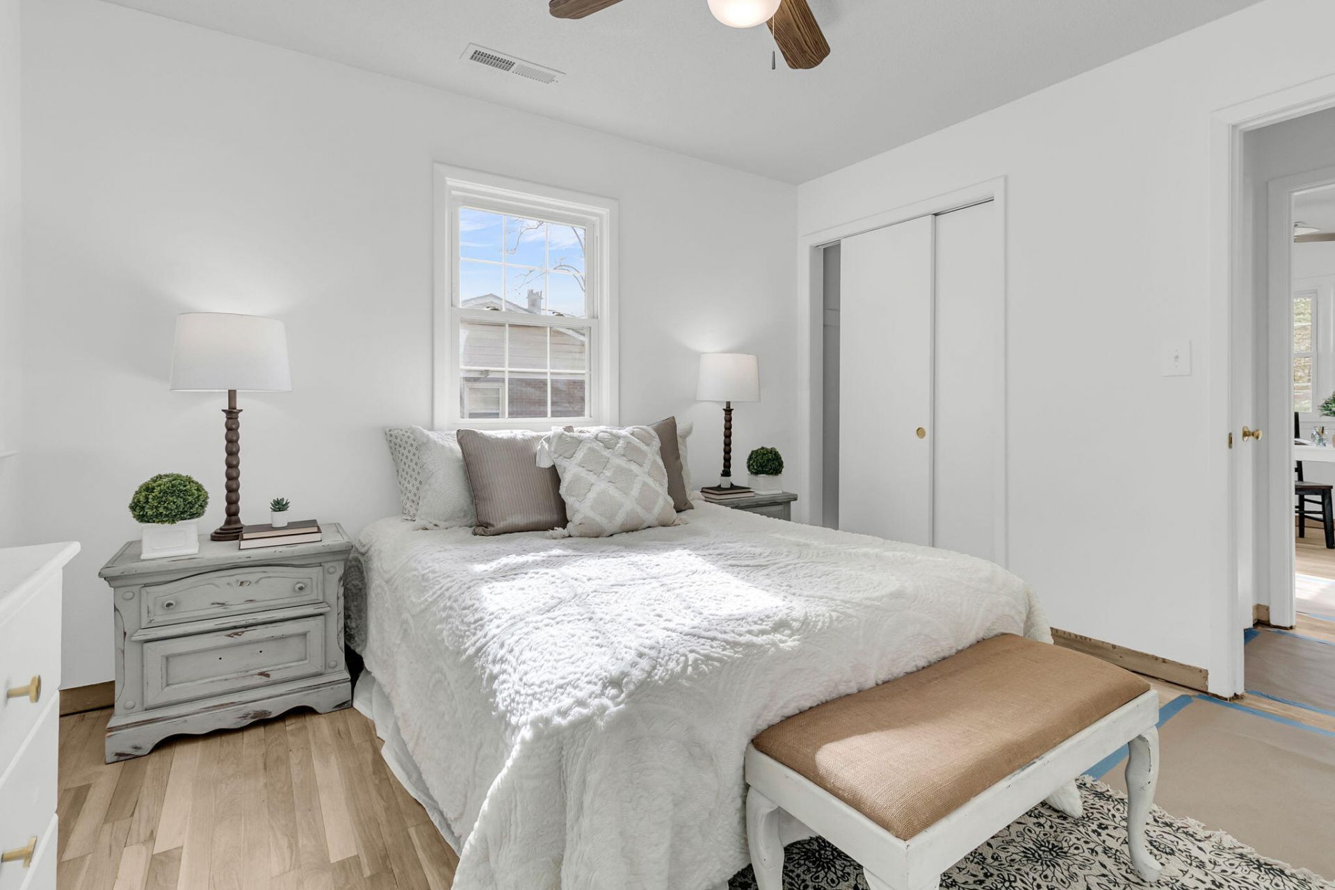 404 Forest Circle Photo 24