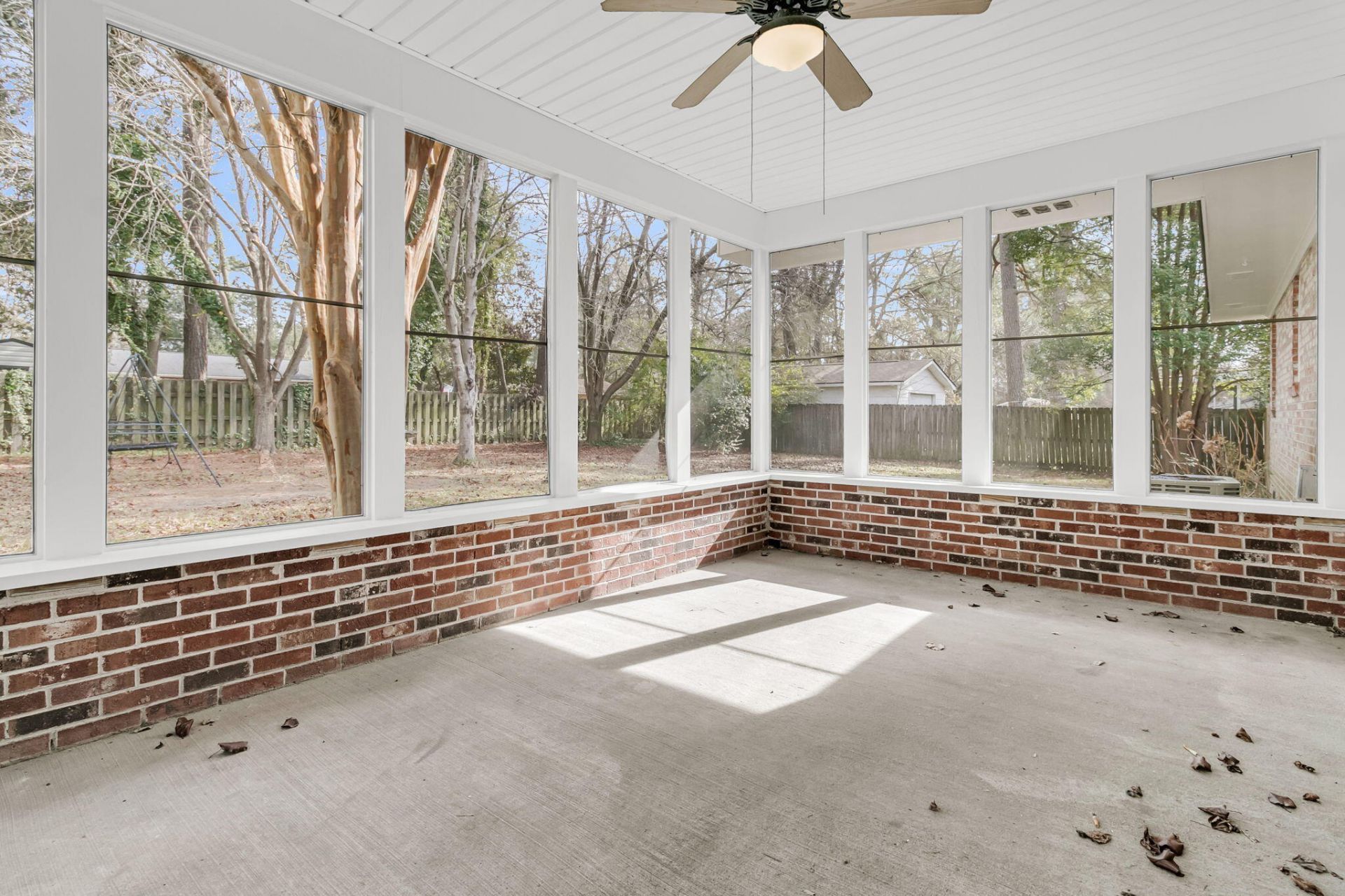 404 Forest Circle Photo 5