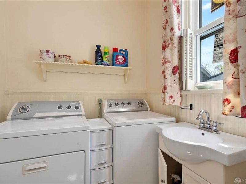 431 S Walnut Street, Troy, OH 45373 Photo 32