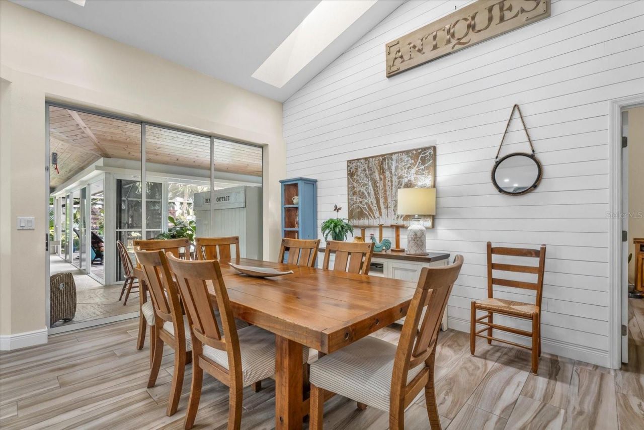 550 Silk Oak Drive , Venice, FL 34293 Photo