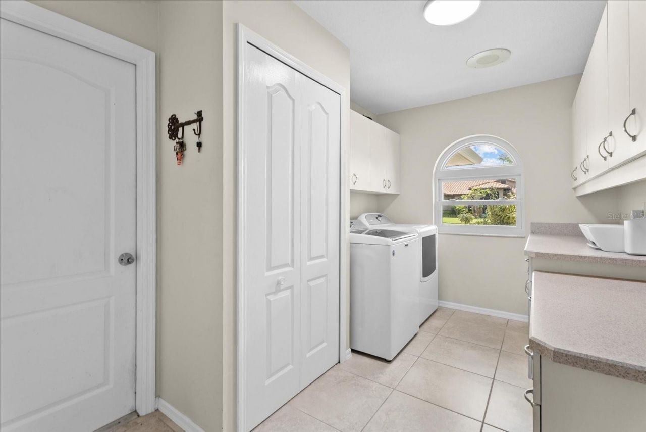 550 Silk Oak Drive , Venice, FL 34293 Photo