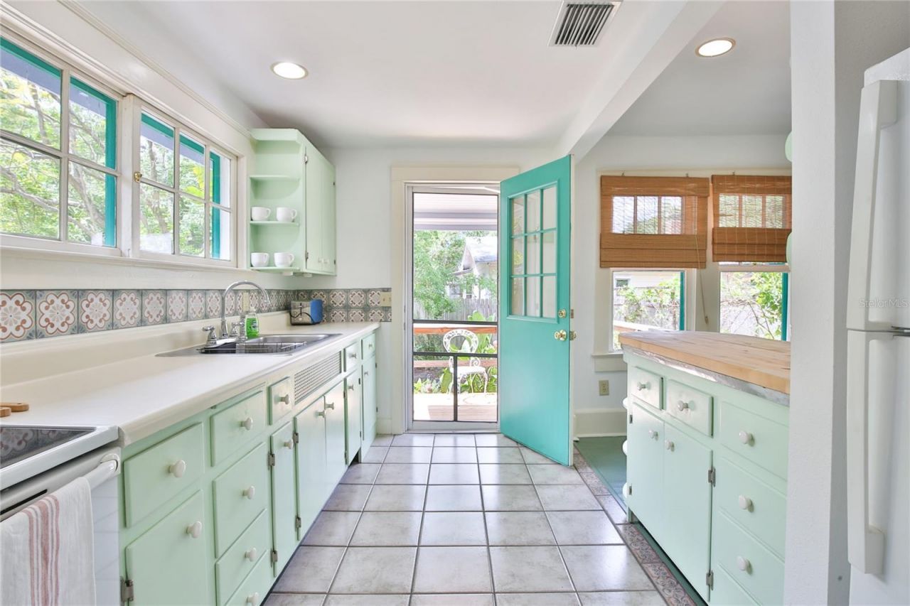 708 42nd Street, Sarasota, FL 34234 Photo