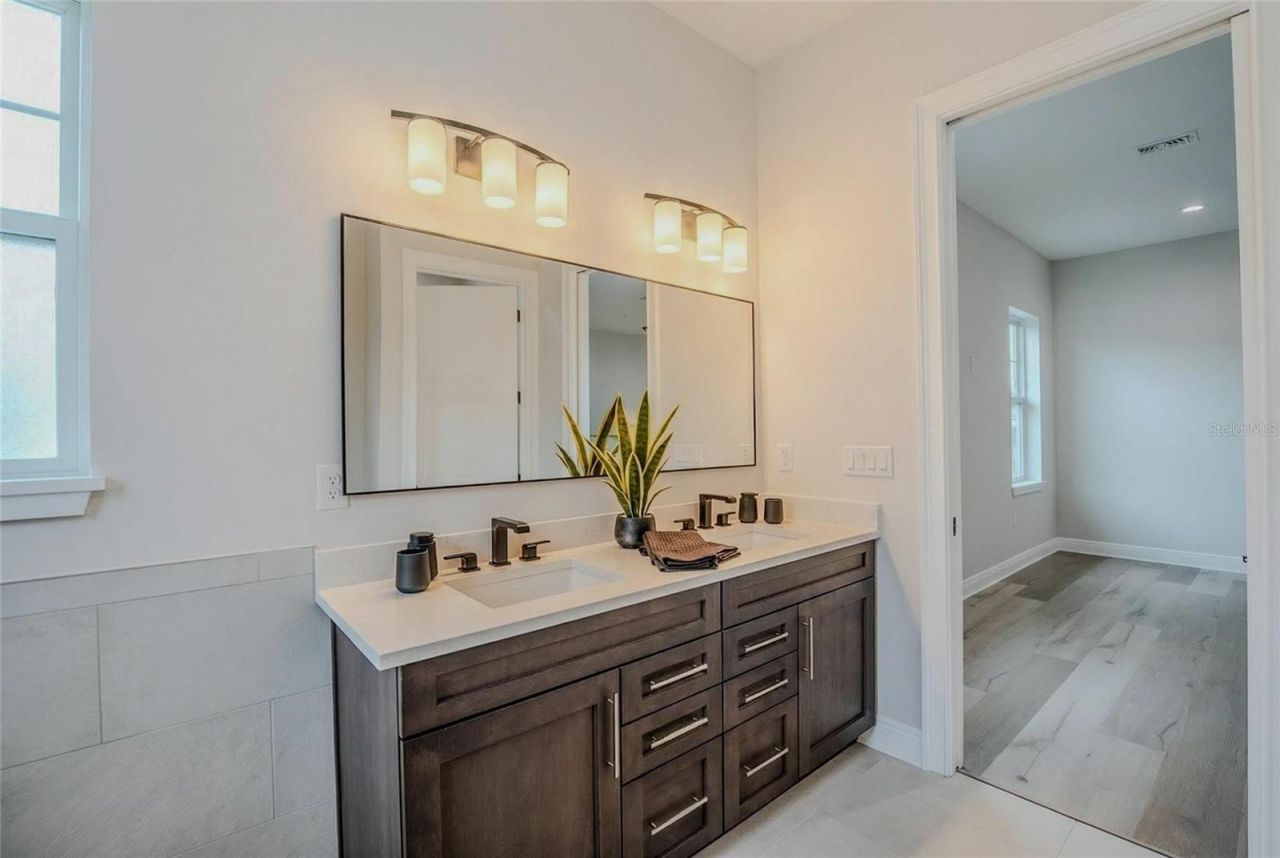 129 SE Watula Avenue , Ocala, FL 34471 Photo