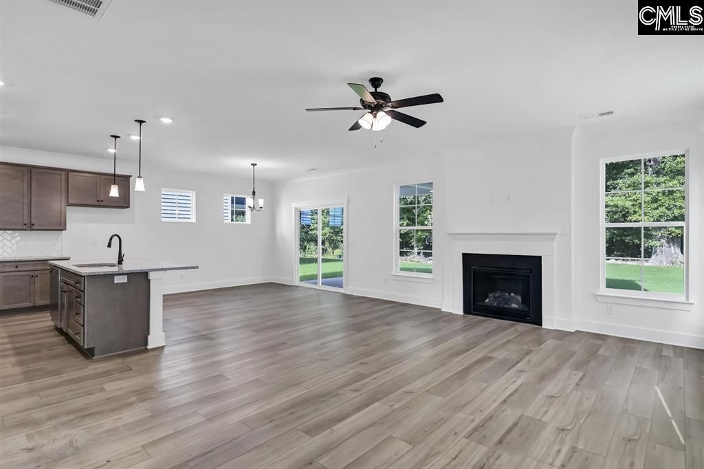 509 Frosty Lane  Photo 8