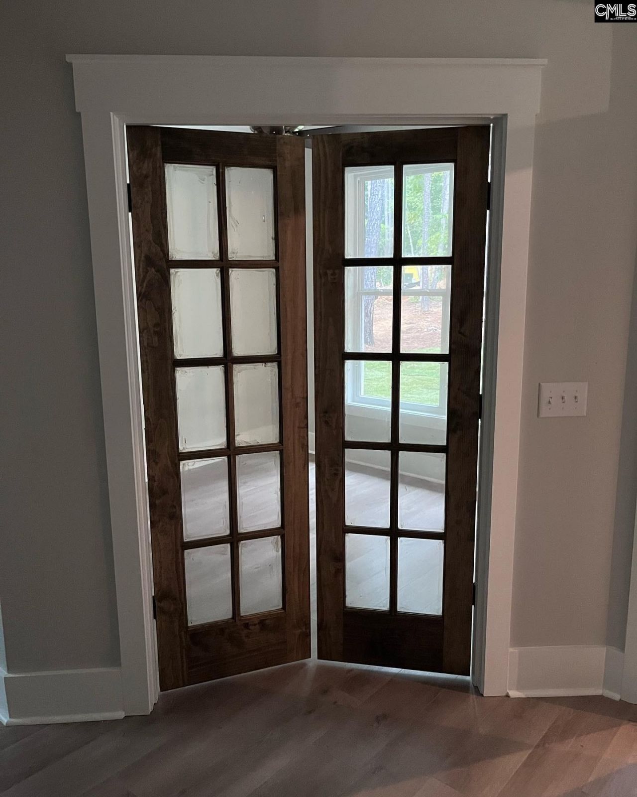 437 Amicks Ferry Road  Photo 4