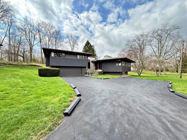 35 S Willow Court, Tiffin, OH 44883