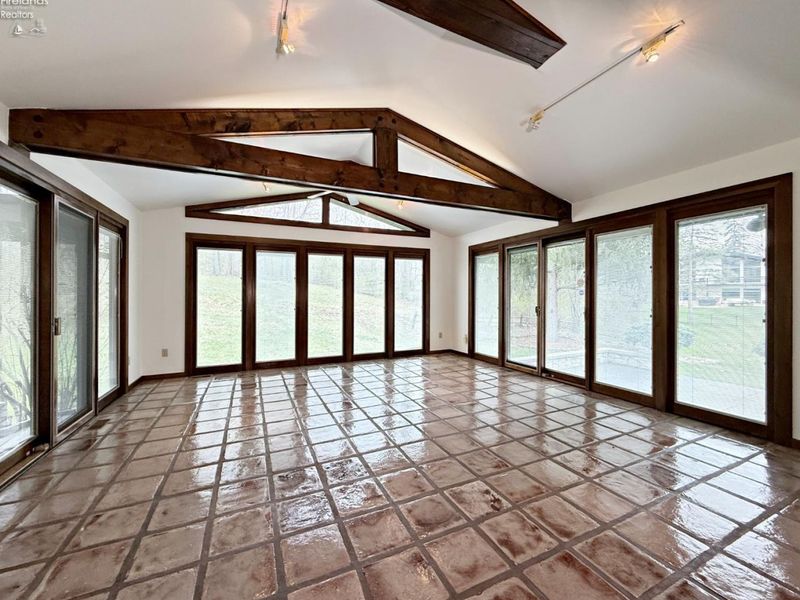 35 S Willow Court, Tiffin, OH 44883 Photo 19