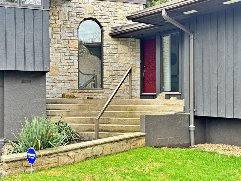 35 S Willow Court, Tiffin, OH 44883 Photo 4