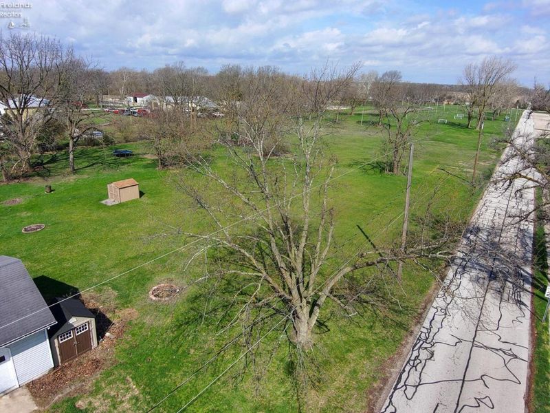 332 Krotzer, Luckey, OH 43443 Photo 37