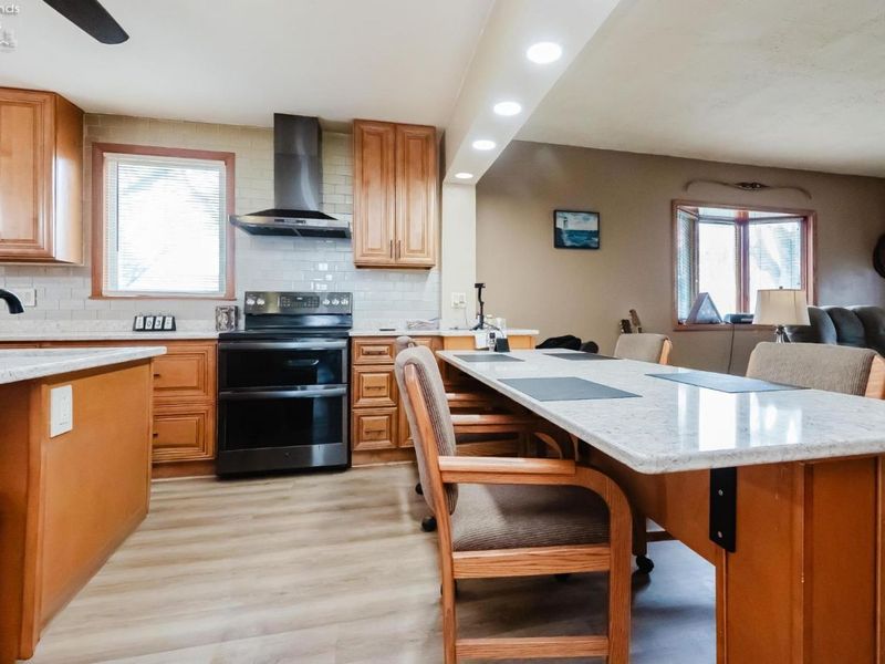 332 Krotzer, Luckey, OH 43443 Photo 9