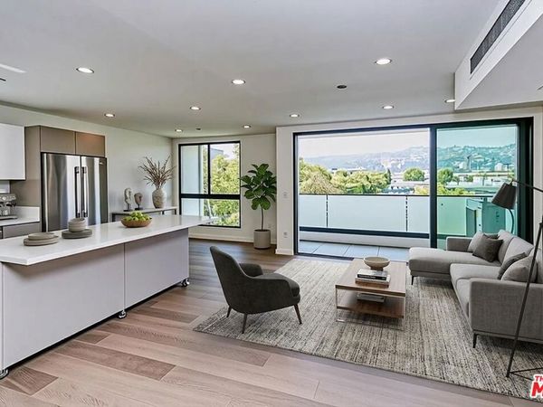 328 N Maple Drive, Unit 201, Beverly Hills, CA 90210