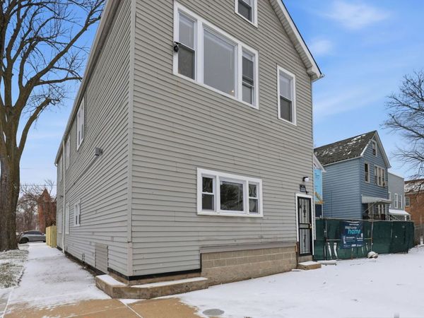 5256 S Carpenter Street , Chicago, IL 60609